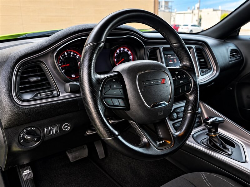 2023 Dodge Challenger CARFAX 1 OWNER VEHICLE BLACKTOP PKG DODGE COUPE - Photo 16 - Scottsdale, AZ 85257