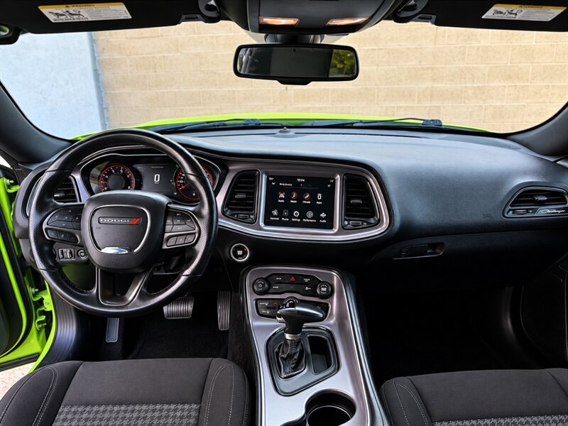 2023 Dodge Challenger CARFAX 1 OWNER VEHICLE BLACKTOP PKG DODGE COUPE - Photo 11 - Scottsdale, AZ 85257