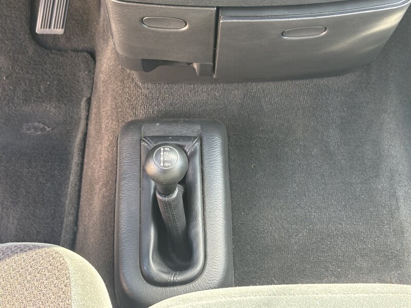 2005 Dodge Ram 2500 5.9L DIESEL TRUCK 4WD RARE DODGE RAM 2500 5.9L 4X4 - Photo 27 - Scottsdale, AZ 85257