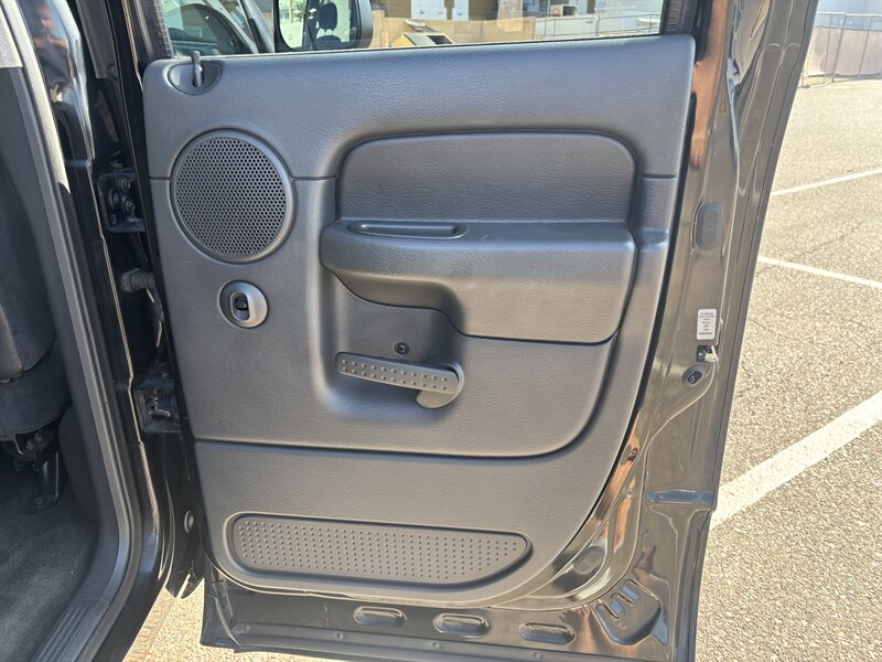 2005 Dodge Ram 2500 5.9L DIESEL TRUCK 4WD RARE DODGE RAM 2500 5.9L 4X4 - Photo 39 - Scottsdale, AZ 85257