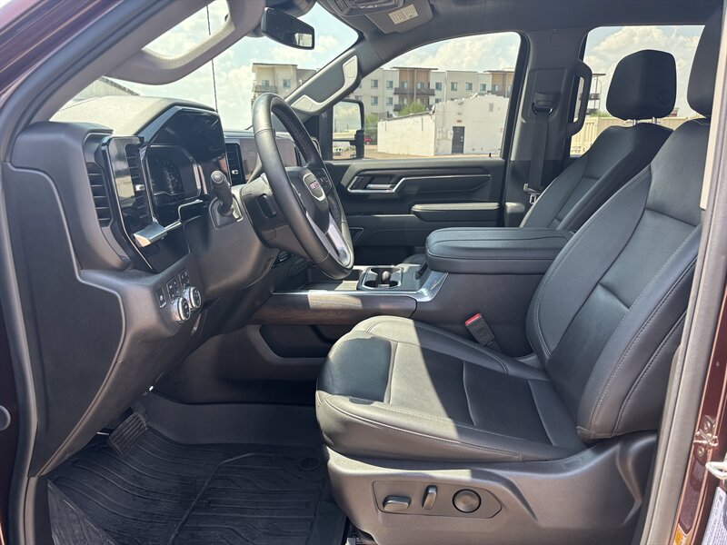 2024 GMC Sierra 2500 SLT DIESEL TRUCK 4WD REDWOOD METAL GMC SIERRA 2500 - Photo 15 - Scottsdale, AZ 85257