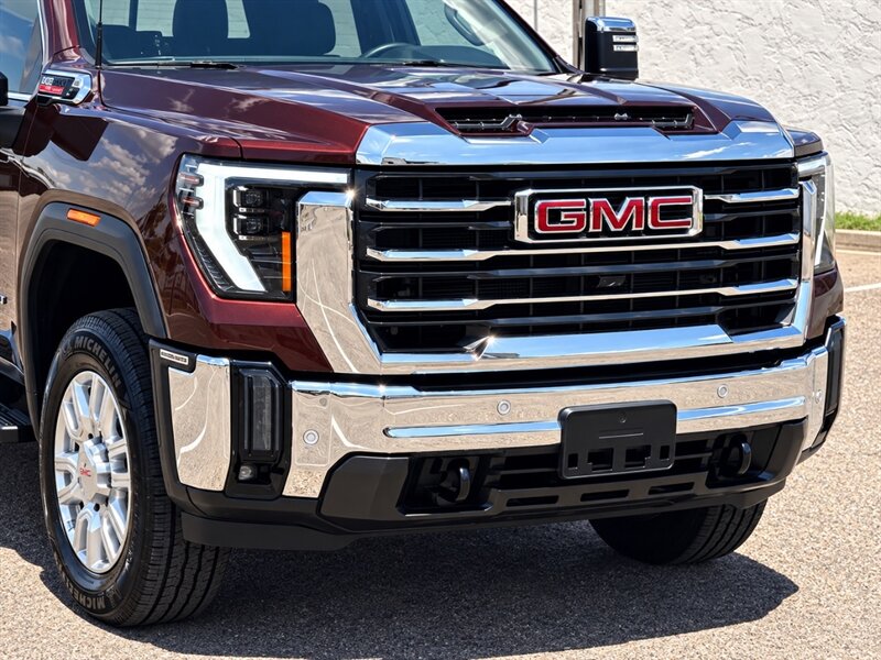 2024 GMC Sierra 2500 SLT DIESEL TRUCK 4WD REDWOOD METAL GMC SIERRA 2500 - Photo 10 - Scottsdale, AZ 85257