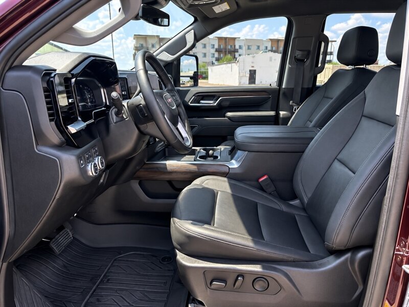 2024 GMC Sierra 2500 SLT DIESEL TRUCK 4WD REDWOOD METAL GMC SIERRA 2500 - Photo 18 - Scottsdale, AZ 85257