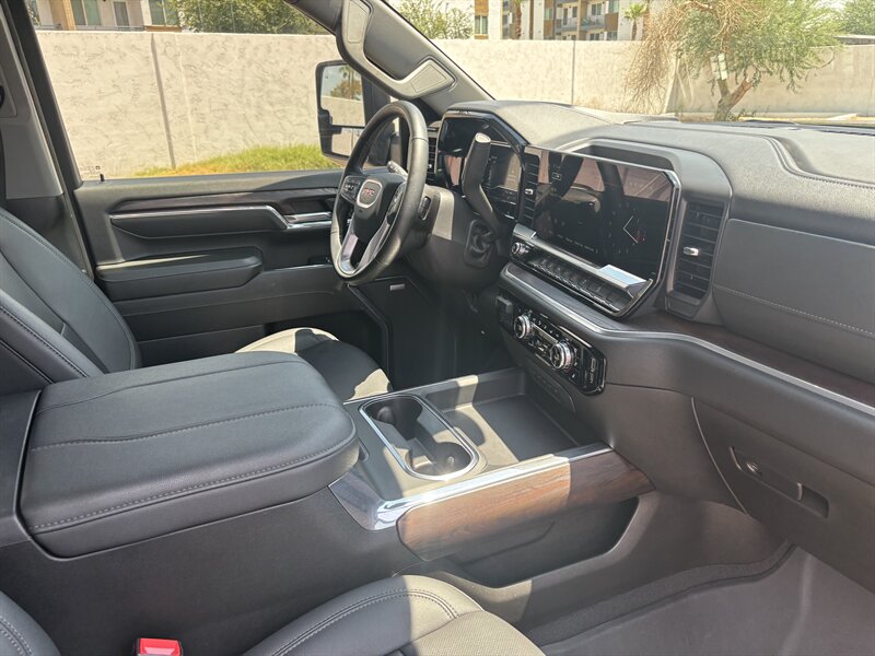 2024 GMC Sierra 2500 SLT DIESEL TRUCK 4WD REDWOOD METAL GMC SIERRA 2500 - Photo 40 - Scottsdale, AZ 85257