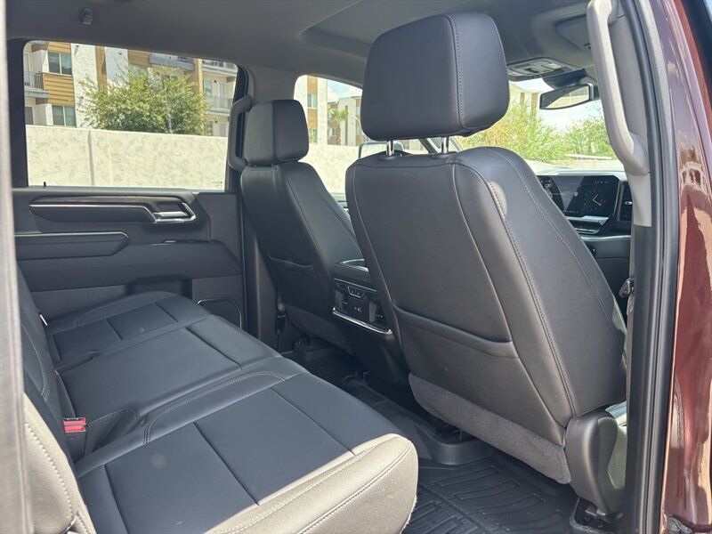 2024 GMC Sierra 2500 SLT DIESEL TRUCK 4WD REDWOOD METAL GMC SIERRA 2500 - Photo 42 - Scottsdale, AZ 85257