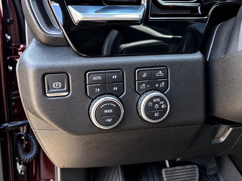 2024 GMC Sierra 2500 SLT DIESEL TRUCK 4WD REDWOOD METAL GMC SIERRA 2500 - Photo 16 - Scottsdale, AZ 85257