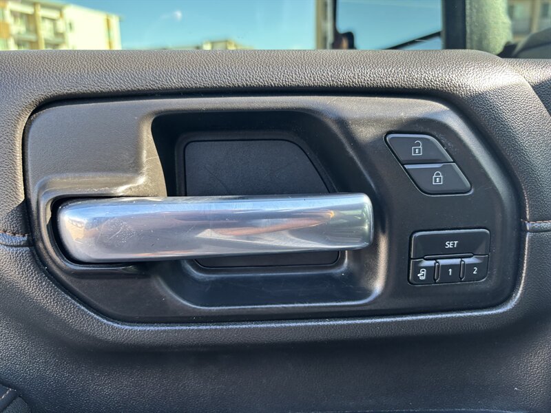 2021 GMC Sierra 3500 AT4 DIESEL TRUCK 4WD GMC SIERRA 3500 AT4 DIESEL   - Photo 16 - Scottsdale, AZ 85257