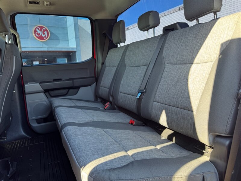 2023 Ford F-350 Super Duty DUALLY DIESEL TRUCK 4WD 25K MI F350 4X4 - Photo 33 - Scottsdale, AZ 85257