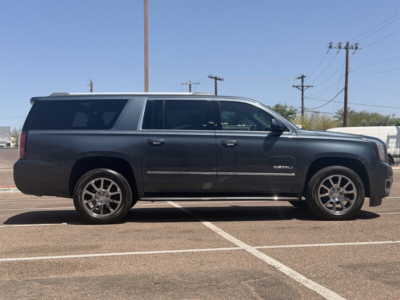2019 GMC Yukon XL Denali 4WD SUV 74K MSRP 3RD ROW GMC YUKON XL - Photo 2 - Scottsdale, AZ 85257