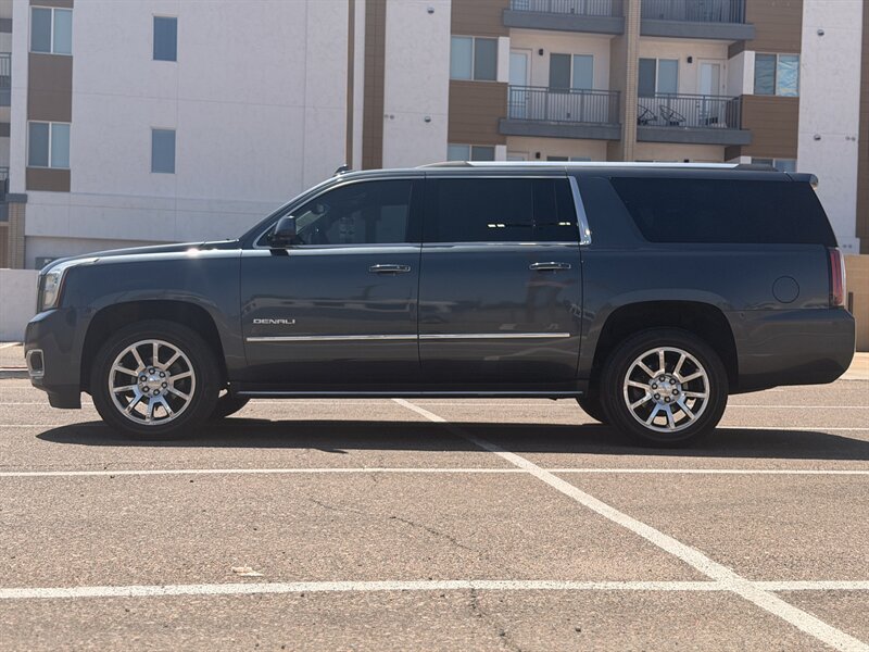 2019 GMC Yukon XL Denali 4WD SUV 74K MSRP 3RD ROW GMC YUKON XL - Photo 7 - Scottsdale, AZ 85257