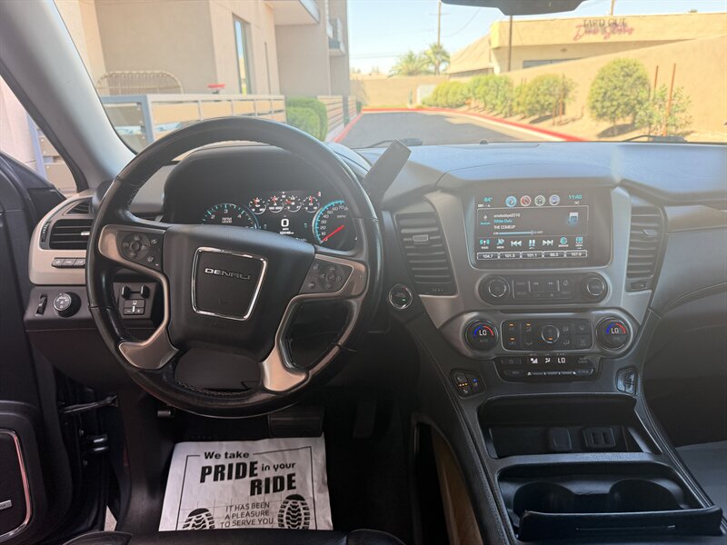 2019 GMC Yukon XL Denali 4WD SUV 74K MSRP 3RD ROW GMC YUKON XL - Photo 22 - Scottsdale, AZ 85257