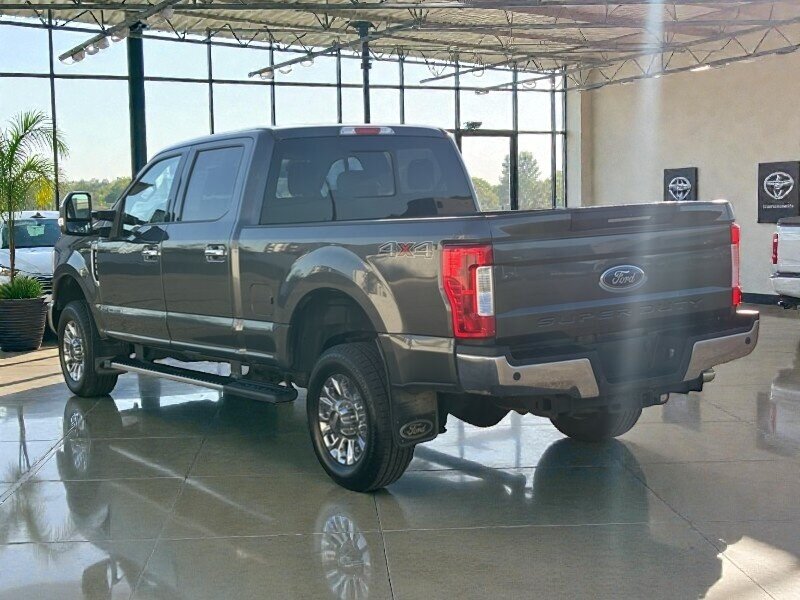 2019 Ford F-350 Super Duty Lariat DIESEL TRUCK 4WD FORD F350 4X4 - Photo 5 - Scottsdale, AZ 85257