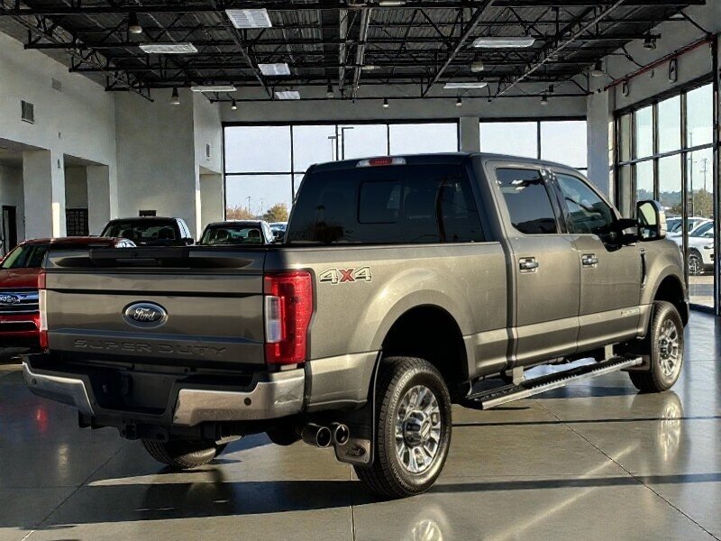 2019 Ford F-350 Super Duty Lariat DIESEL TRUCK 4WD FORD F350 4X4 - Photo 3 - Scottsdale, AZ 85257