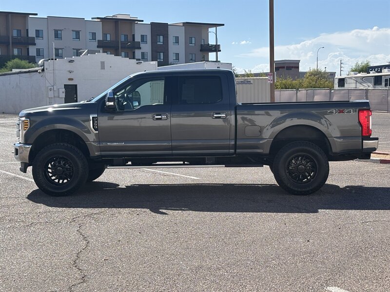 2019 Ford F-350 Super Duty Lariat LIFTED DIESEL TRUCK 4WD 37 " TIRE - Photo 6 - Scottsdale, AZ 85257