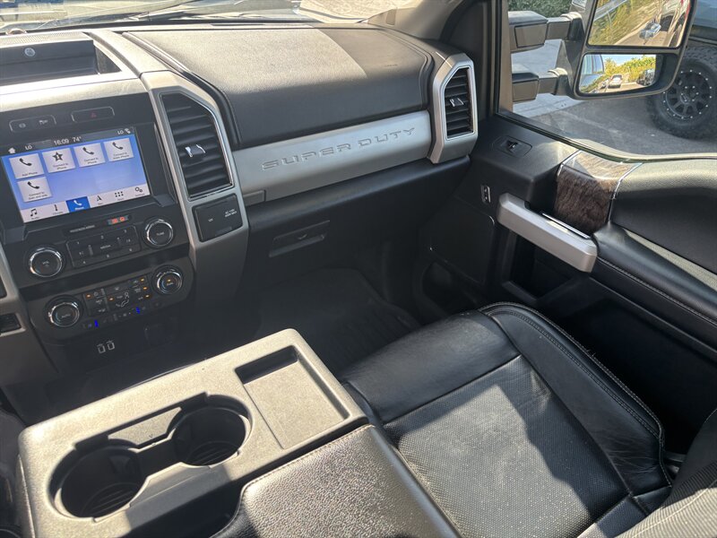 2019 Ford F-350 Super Duty Lariat LIFTED DIESEL TRUCK 4WD 37 " TIRE - Photo 23 - Scottsdale, AZ 85257