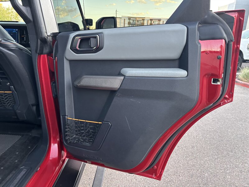 2021 Ford Bronco Badlands Advanced LIFTED 4WD SUV SASQUATCH PKG 4X4 - Photo 38 - Scottsdale, AZ 85257