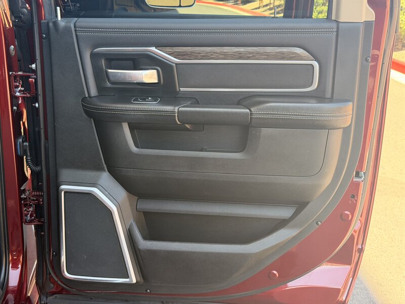 2020 RAM 3500 Laramie AISIN DIESEL TRUCK 4WD LEVEL 2 / NAV/ ROOF - Photo 36 - Scottsdale, AZ 85257
