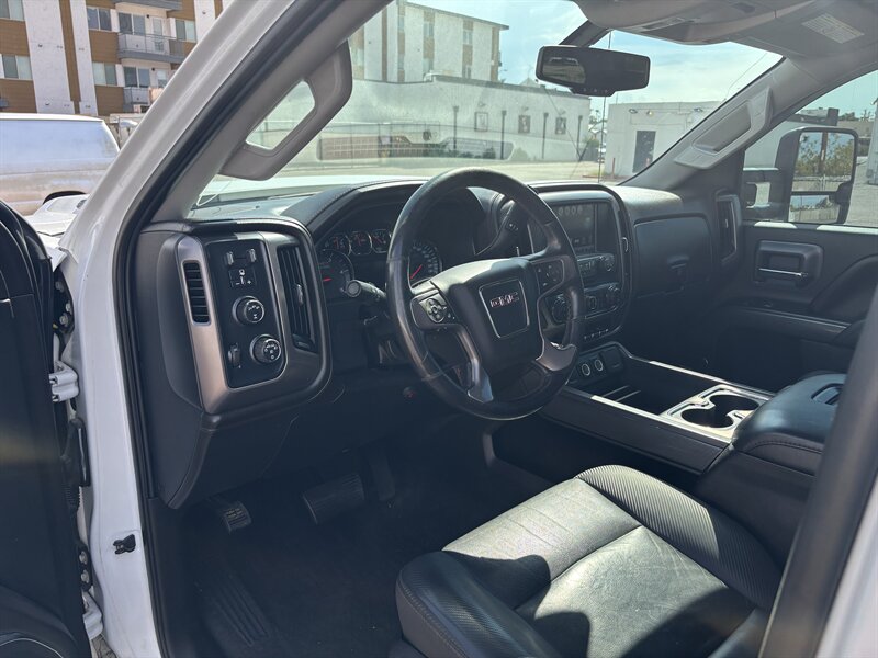 2019 Gmc Sierra 2500 SLT photo 11