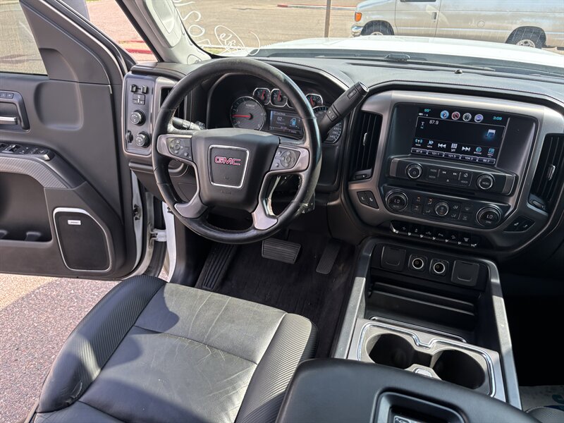 2019 Gmc Sierra 2500 SLT photo 24