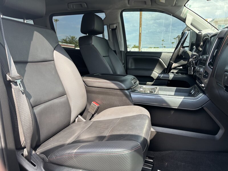 2019 Gmc Sierra 2500 SLT photo 27
