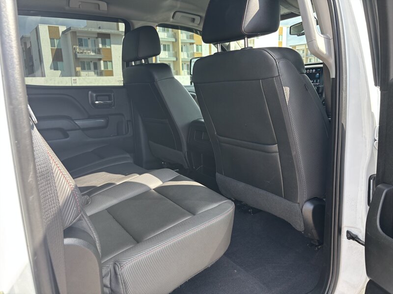 2019 Gmc Sierra 2500 SLT photo 29