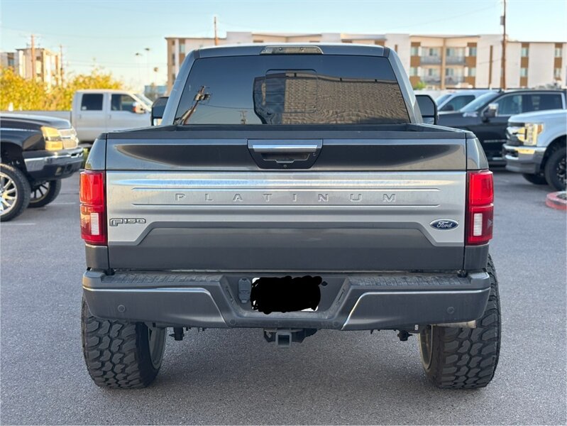 2018 Ford F-150 Platinum photo 3