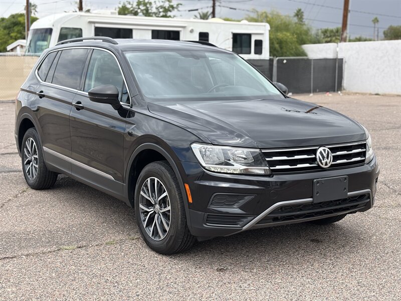 2020 Volkswagen Tiguan SE LEATHER LOADED SUV VOLKSWAGEN TIGUAN SUV LOW MI - Photo 1 - Scottsdale, AZ 85257