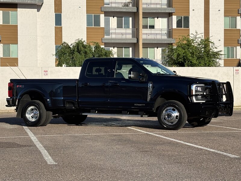 2024 Ford F-350 Super Duty Lariat DUALLY DIESEL TRUCK 4WD FORD 4X4  