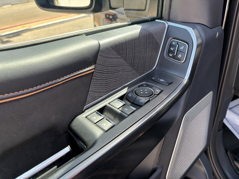2023 Ford F-350 Super Duty Platinum TREMOR HI OUTPUT LIFTED DIESEL - Photo 12 - Scottsdale, AZ 85257