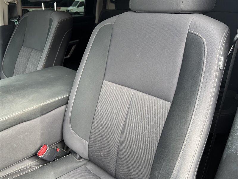 2021 Nissan Titan 4WD TRUCK LOCAL TRADE 1 OWNER NISSAN TITAN 4X4 - Photo 13 - Scottsdale, AZ 85257