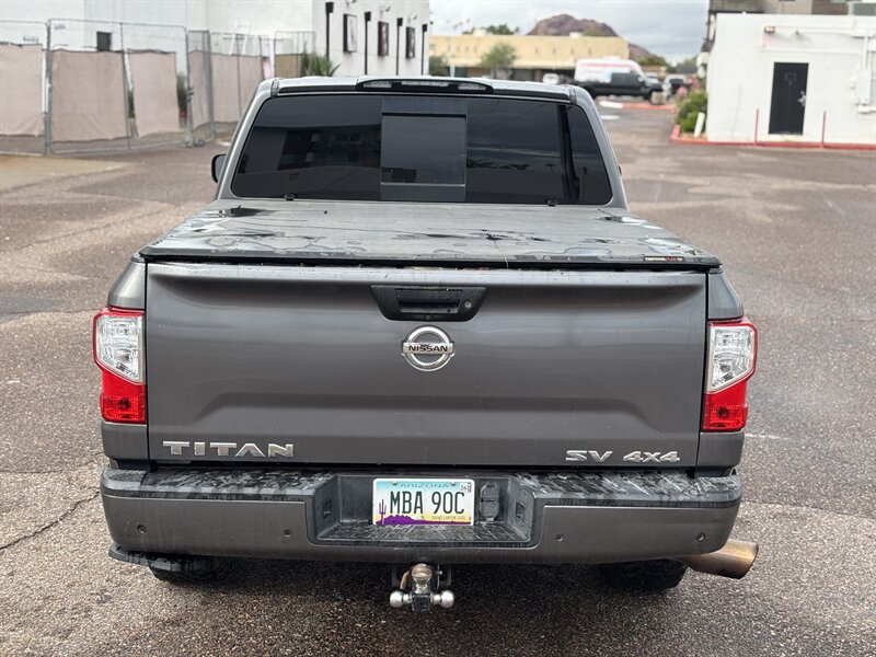 2021 Nissan Titan 4WD TRUCK LOCAL TRADE 1 OWNER NISSAN TITAN 4X4 - Photo 6 - Scottsdale, AZ 85257