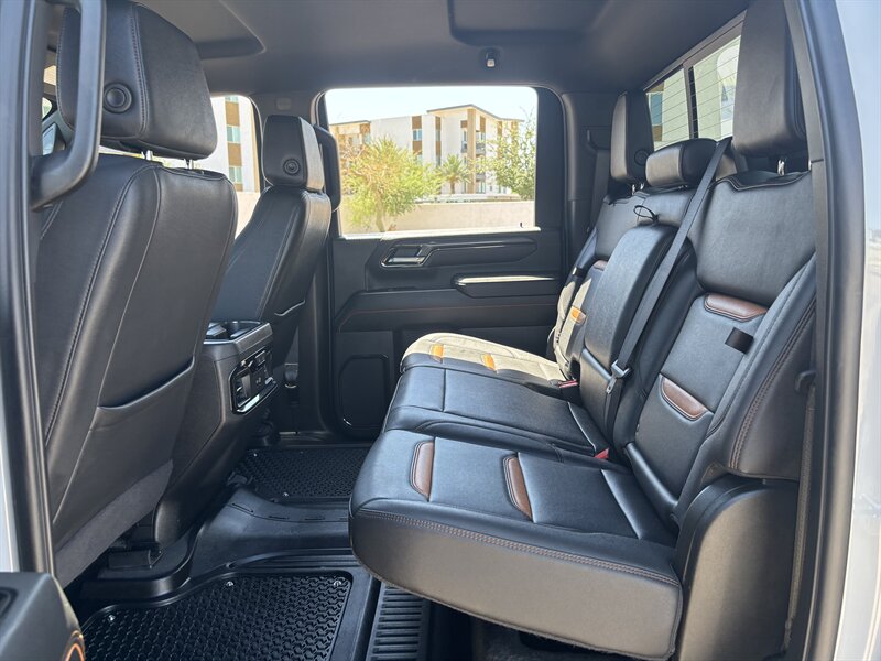 2024 GMC Sierra 2500 AT4 DIESEL TRUCK 4WD 1 OWNER GMC SIERRA 2500 AT4 - Photo 37 - Scottsdale, AZ 85257