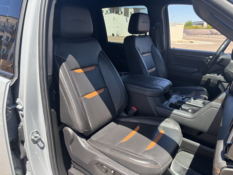 2024 GMC Sierra 2500 AT4 DIESEL TRUCK 4WD 1 OWNER GMC SIERRA 2500 AT4 - Photo 29 - Scottsdale, AZ 85257