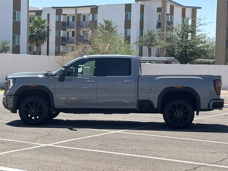2024 GMC Sierra 2500 AT4 DIESEL TRUCK 4WD 1 OWNER GMC SIERRA 2500 AT4 - Photo 8 - Scottsdale, AZ 85257