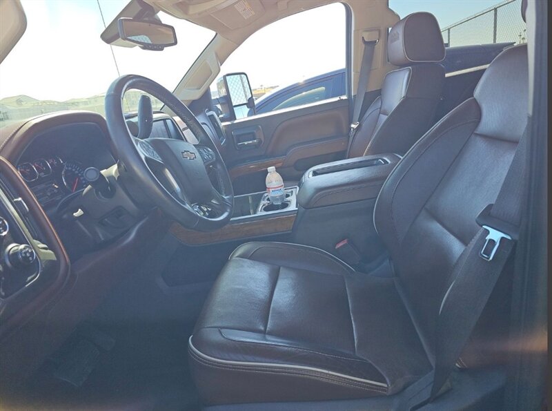 2015 Chevrolet Silverado 2500 High Country DIESEL TRUCK 4WD CHEVY SILVERADO 2500 - Photo 4 - Scottsdale, AZ 85257