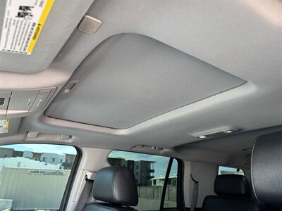 2020 GMC Yukon SLT 4WD SUV 3RD ROW SEAT LOADED GMC YUKON LEATHER   - Photo 19 - Scottsdale, AZ 85257