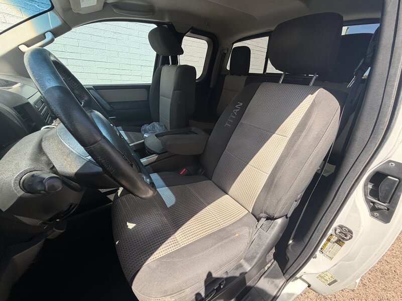 2012 Nissan Titan SV LOCAL TRADE IN 43 SERVICE RECORDS NISSAN TITAN - Photo 9 - Scottsdale, AZ 85257