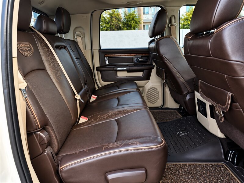 2017 RAM 3500 Laramie Longhorn MEGA CAB AISIN DUALLY TRUCK 4WD - Photo 18 - Scottsdale, AZ 85257