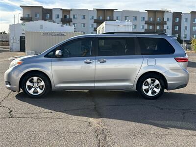 2015 Toyota Sienna LE 8-Passenger 1-OWNER CARFAX 29 SERVICE RECORDS   - Photo 9 - Scottsdale, AZ 85257