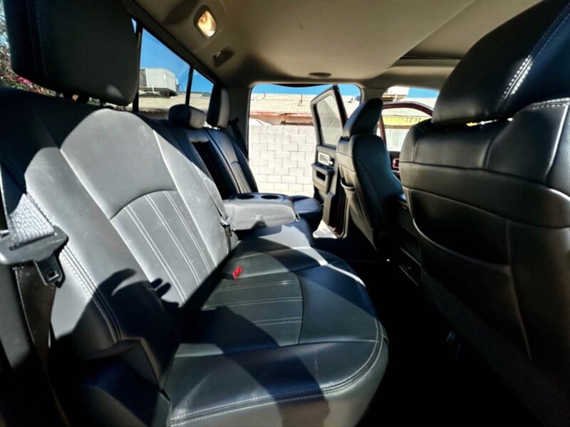 2012 Ram 2500 Laramie photo 5
