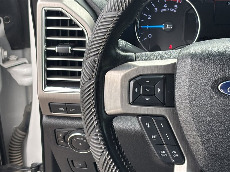 2017 Ford F-250 Super Duty Lariat LIFTED DIESEL TRUCK 4WD F250 4X4 - Photo 15 - Scottsdale, AZ 85257
