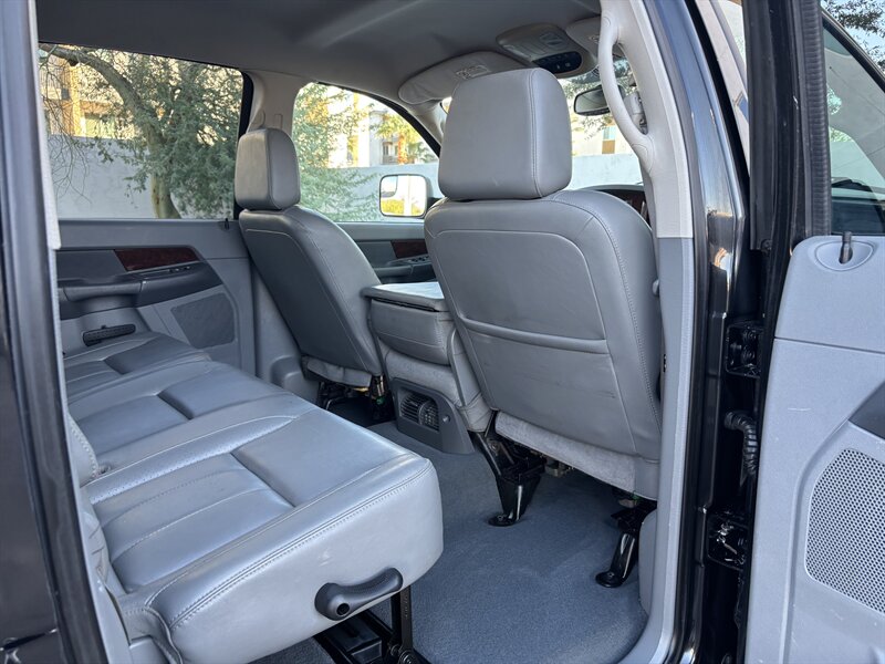 2008 Dodge Ram 3500 Laramie MEGA CAB DUALLY DIESEL TRUCK 4WD RAM 3500 - Photo 31 - Scottsdale, AZ 85257