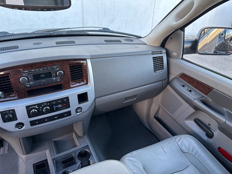 2008 Dodge Ram 3500 Laramie MEGA CAB DUALLY DIESEL TRUCK 4WD RAM 3500 - Photo 25 - Scottsdale, AZ 85257