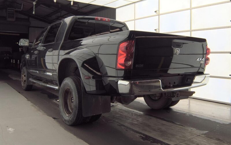 2008 Dodge Ram 3500 Laramie photo 2