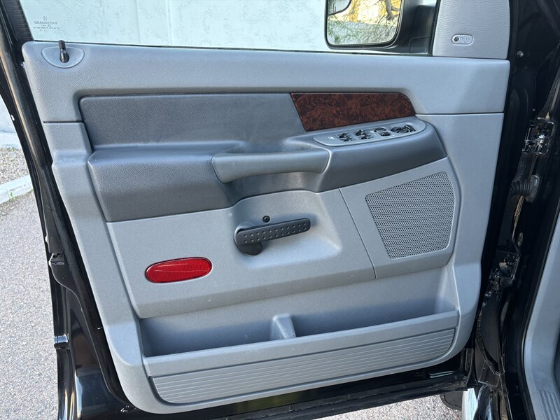 2008 Dodge Ram 3500 Laramie MEGA CAB DUALLY DIESEL TRUCK 4WD RAM 3500 - Photo 9 - Scottsdale, AZ 85257