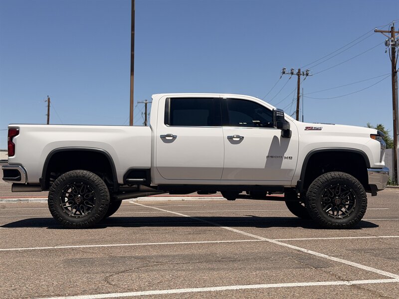 2022 Chevrolet Silverado 2500 LTZ LIFTED DIESEL TRUCK 4WD 6