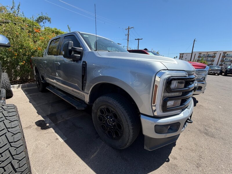 2024 Ford F-250 Super Duty Lariat DIESEL TRUCK 4WD FORD F250 TRUCK  