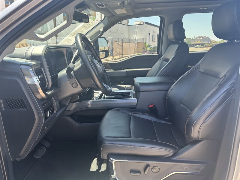 2024 Ford F-250 Super Duty Lariat DIESEL TRUCK 4WD FORD F250 TRUCK - Photo 15 - Scottsdale, AZ 85257