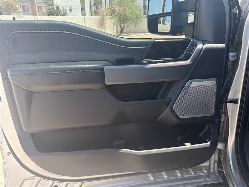 2024 Ford F-250 Super Duty Lariat DIESEL TRUCK 4WD FORD F250 TRUCK - Photo 12 - Scottsdale, AZ 85257