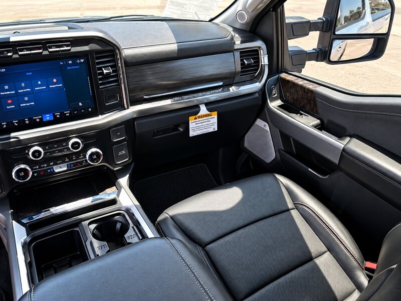 2024 Ford F-250 Super Duty Lariat DIESEL TRUCK 4WD FORD F250 TRUCK - Photo 15 - Scottsdale, AZ 85257